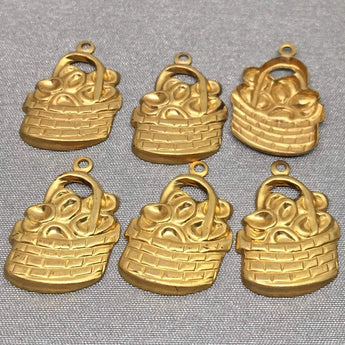 10 Vintage Brass Basket Metal Charms