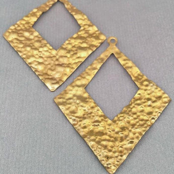 4 Vintage Hammered Brass Diamond Metal Pendants