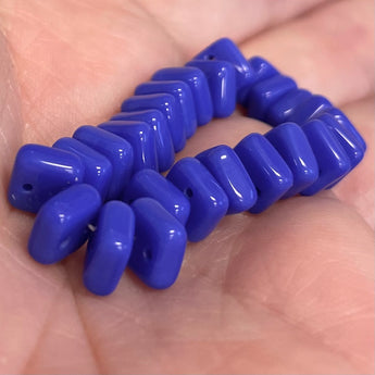 25 Royal Blue Czech Czech 2-Hole Square Glass Beads