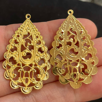 4 Vintage Gold Plated Fancy Intricate Metal Pendants