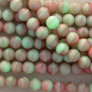 20 Vintage Rose Mint Green Round Glass Beads #4299