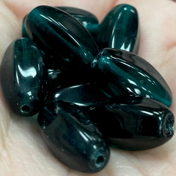 20 Vintage Dark Emerald Green Oval Glass Beads #200235