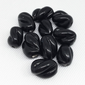 10 Vintage Mixed Jet Black Twisted Oval Oval Glass Beads