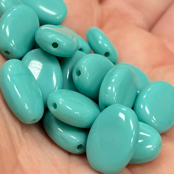 20 Vintage Green Turquoise Oval Glass Beads #7089