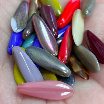 25 Mixed Colorful Czech Dagger Glass Beads