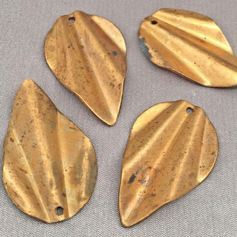 6 Vintage Wavy Brass Leaf Metal Pendants