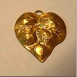 4 Vintage Leaf Heart Metal Pendants #8782