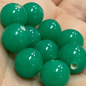 10 Vintage Creamy Green Japan Round Glass Beads