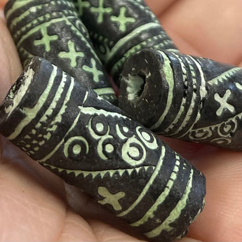 4 Vintage Black Green Peruvian Cylindrical Beads