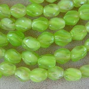 20 Vintage Cream Lime Green German Givre Oval Glass Beads #8105