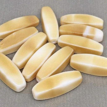 12 Vintage White Beige Givre Austrian Oval Glass Beads