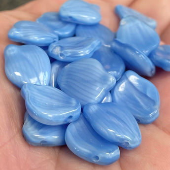 25 Creamy Blue Czech Striped Wavy Glass Petal Beads