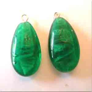 4 Vintage Emerald Green Japan Drop Glass Pendants