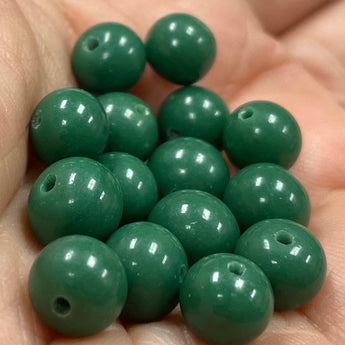 25 Vintage Green Forest Japan Round Glass Beads    #4859