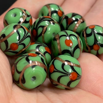 10 Vintage Green Abstract Round Glass Beads 13mm