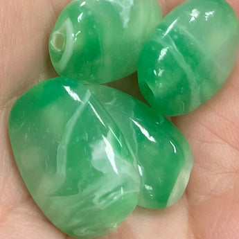 4 Vintage Old Japan Green Oval Glass Beads