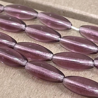 25 Vintage Light Amethyst Purple Czech Oval Glass Beads #3013