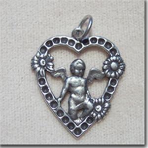 2 Vintage Heart Cherub Pewter Metal Pendants 25mm