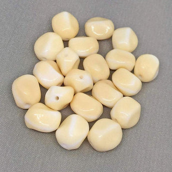 20 Vintage White Beige  Austrian Oval Glass Beads