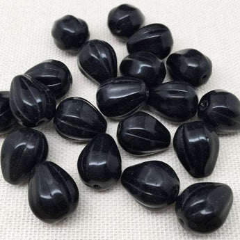 20 Vintage Black Ribbed Teardrop Glass Beads