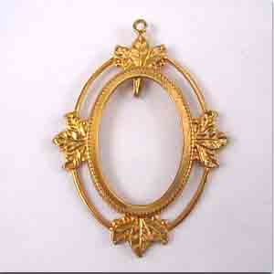 2 Vintage Brass Gold Plated Victorian Metal Pendants #9023