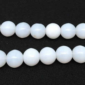 25 Vintage White Opalescent Czech Round Glass Beads