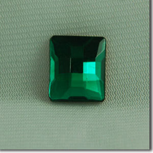 4 Vintage Faceted Emerald Square Glass Cabochons #8089